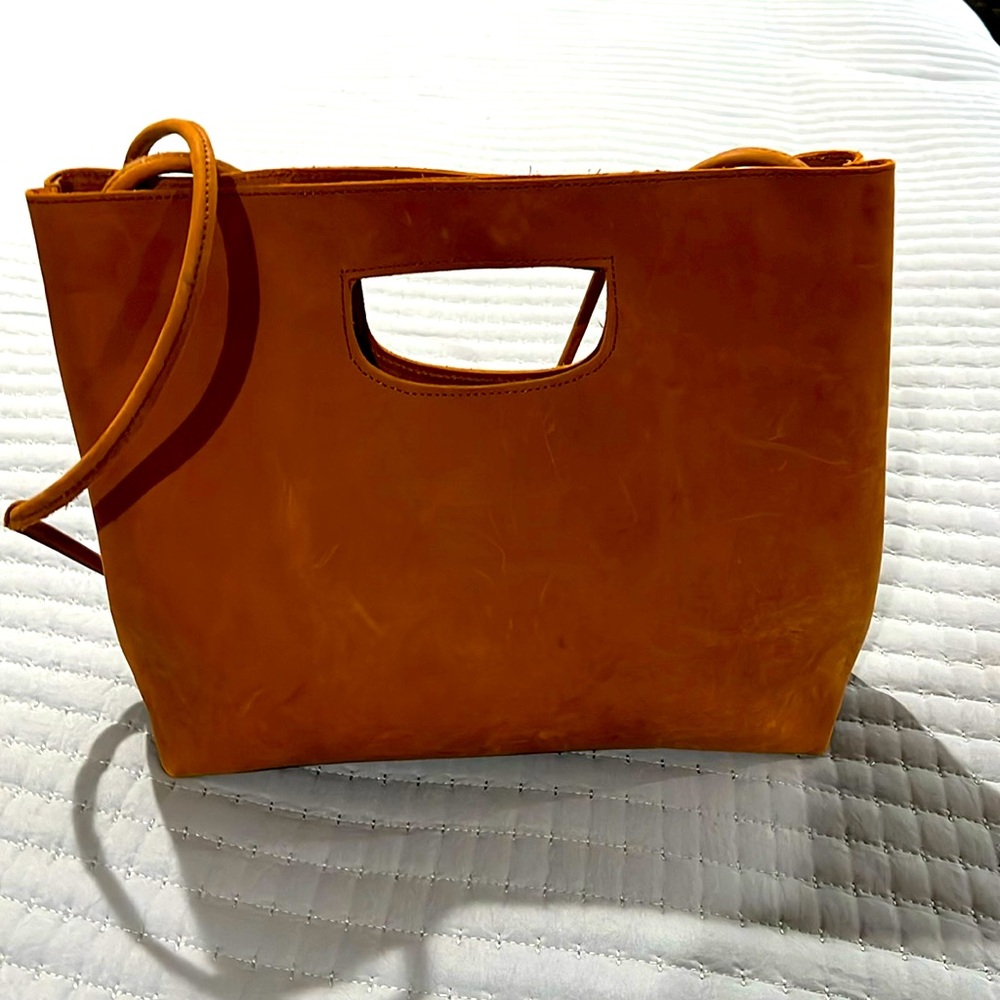 Able purse